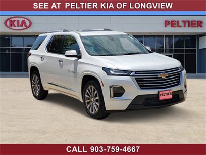 Used 2023 Chevrolet Traverse Premier