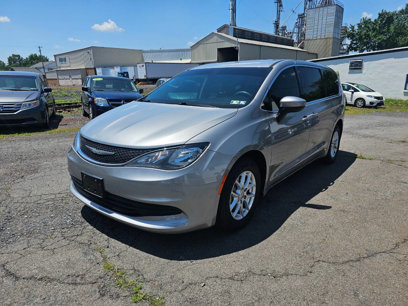 Used 2017 Chrysler Pacifica LX