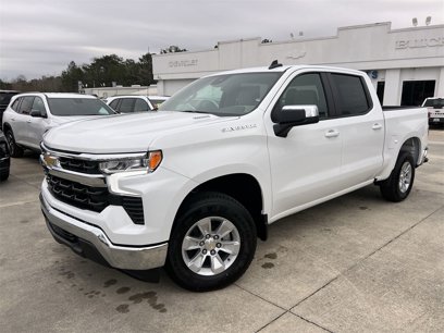 New 2025 Chevrolet Silverado 1500 LT