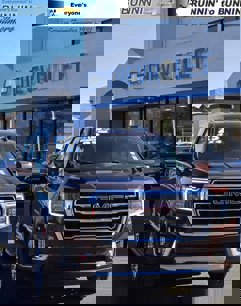 Used 2023 GMC Yukon SLT w/ Max Trailering Package