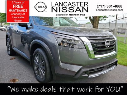 New 2025 Nissan Pathfinder SL w/ SL Premium Package