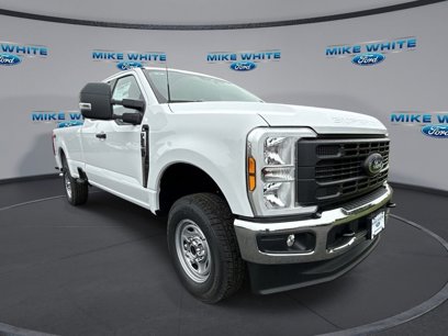 New 2025 Ford F250 XL w/ XL Chrome Package