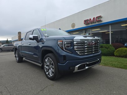 New 2025 GMC Sierra 1500 Denali w/ Denali Reserve Package