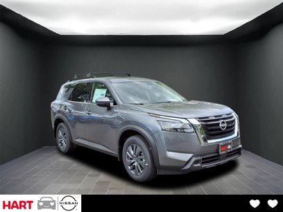 New 2025 Nissan Pathfinder SV w/ SV Premium Package