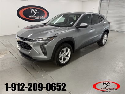 New 2025 Chevrolet Trax LS w/ LS Convenience Package