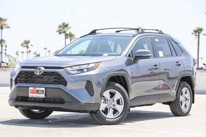 New 2025 Toyota RAV4 LE
