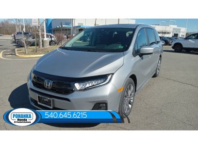 New 2025 Honda Odyssey Touring