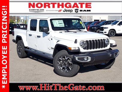 New 2025 Jeep Gladiator Sport