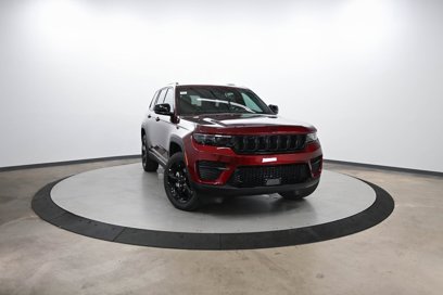 New 2025 Jeep Grand Cherokee Altitude
