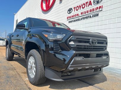 New 2025 Toyota Tacoma SR5