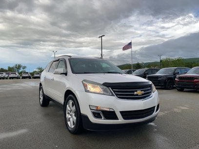 Used 2017 Chevrolet Traverse LT w/ Style and Technology Package