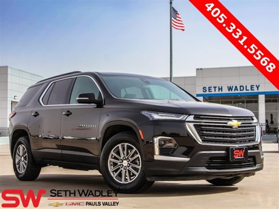 Used 2023 Chevrolet Traverse LT