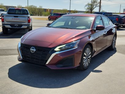Used 2023 Nissan Altima 2.5 SV