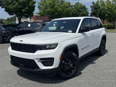 New 2025 Jeep Grand Cherokee Altitude