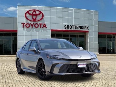Used 2025 Toyota Camry SE