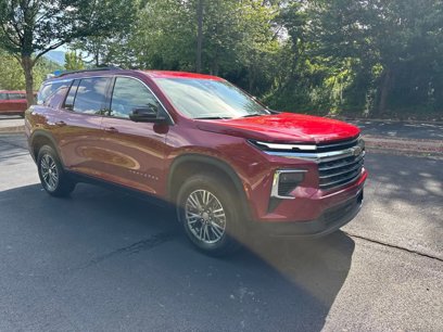New 2025 Chevrolet Traverse LT w/ Driver Confidence Package