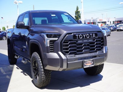 New 2025 Toyota Tundra SR5