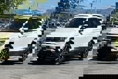 Used 2021 Volkswagen Tiguan SE