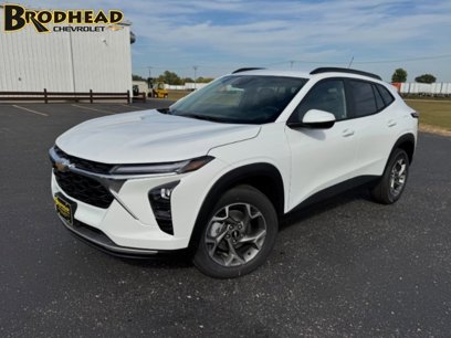 New 2026 Chevrolet Trax LT w/ Driver Confidence Package
