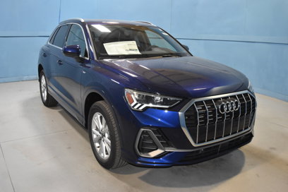 New 2025 Audi Q3 2.0T Premium