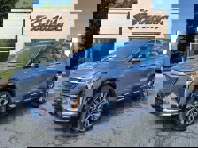 New 2025 Cadillac Optiq Luxury 2