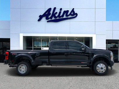 New 2025 Ford F450 Platinum w/ FX4 Off-Road Package