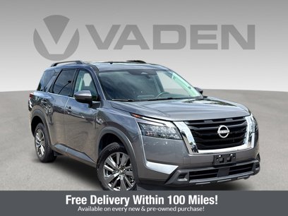 Used 2024 Nissan Pathfinder SV
