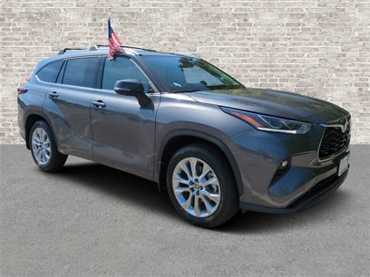 New 2025 Toyota Highlander Limited