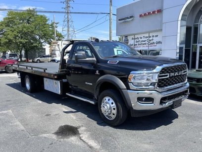 New 2024 RAM 5500 SLT w/ Quick Order Package 2YG SLT