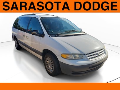 Used 2000 Chrysler Grand Voyager SE