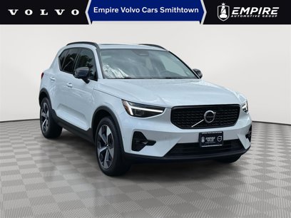 Used 2023 Volvo XC40 B5 Ultimate w/ Climate Package