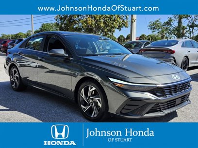 Used 2024 Hyundai Elantra SEL w/ Convenience Package