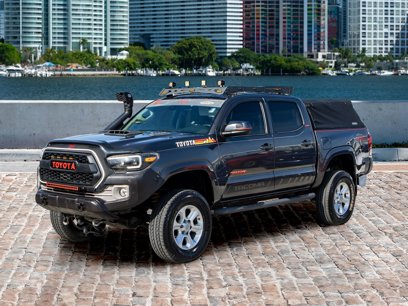 Used 2019 Toyota Tacoma SR w/ SR Convenience Package