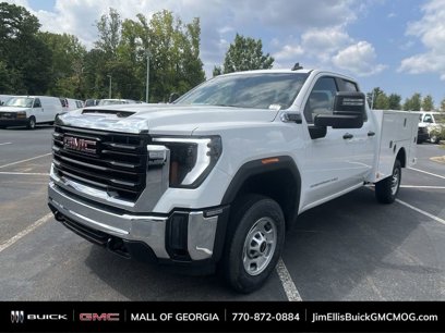 New 2024 GMC Sierra 2500 Pro w/ Convenience Package