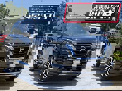 New 2025 Nissan Pathfinder Platinum