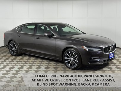 Used 2021 Volvo S90 T6 Momentum