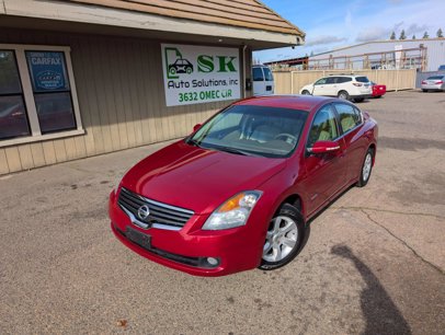 Used 2009 Nissan Altima Hybrid Sedan w/ Connection Pkg