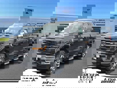 New 2024 Ford F150 XLT w/ Equipment Group 302A MID