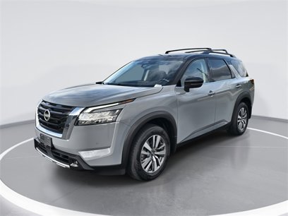 Used 2024 Nissan Pathfinder SL