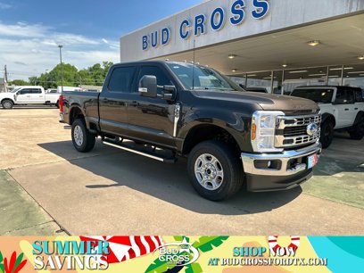 New 2025 Ford F350 XLT w/ FX4 Off-Road Package