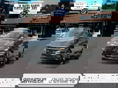New 2025 Hyundai Elantra Limited