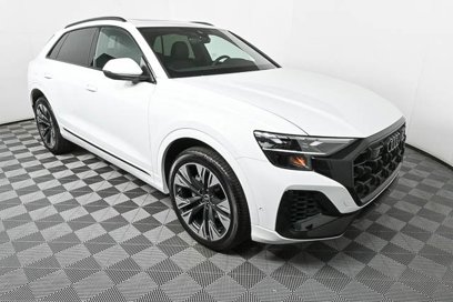 New 2025 Audi Q8 Premium Plus