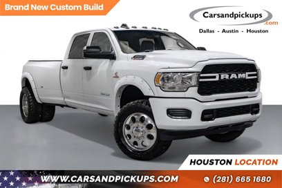 Used 2022 RAM 3500 Tradesman w/ Chrome Appearance Group