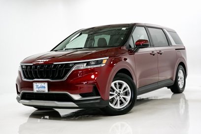 Used 2022 Kia Carnival LX