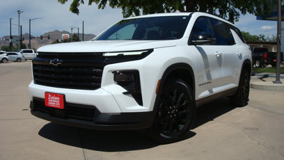 New 2025 Chevrolet Traverse LT w/ Midnight/Sport Edition