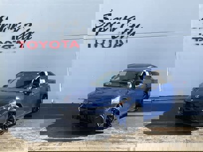 Used 2025 Toyota Camry SE