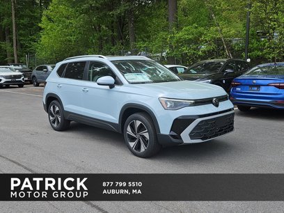 New 2025 Volkswagen Taos SE