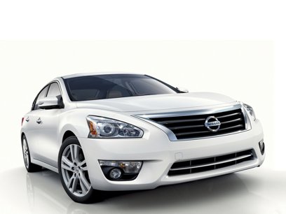 Used 2015 Nissan Altima 2.5 SV w/ Convenience Package