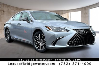 New 2025 Lexus ES 300h w/ Premium Package