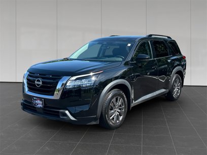 Used 2022 Nissan Pathfinder SV w/ SV Premium Package